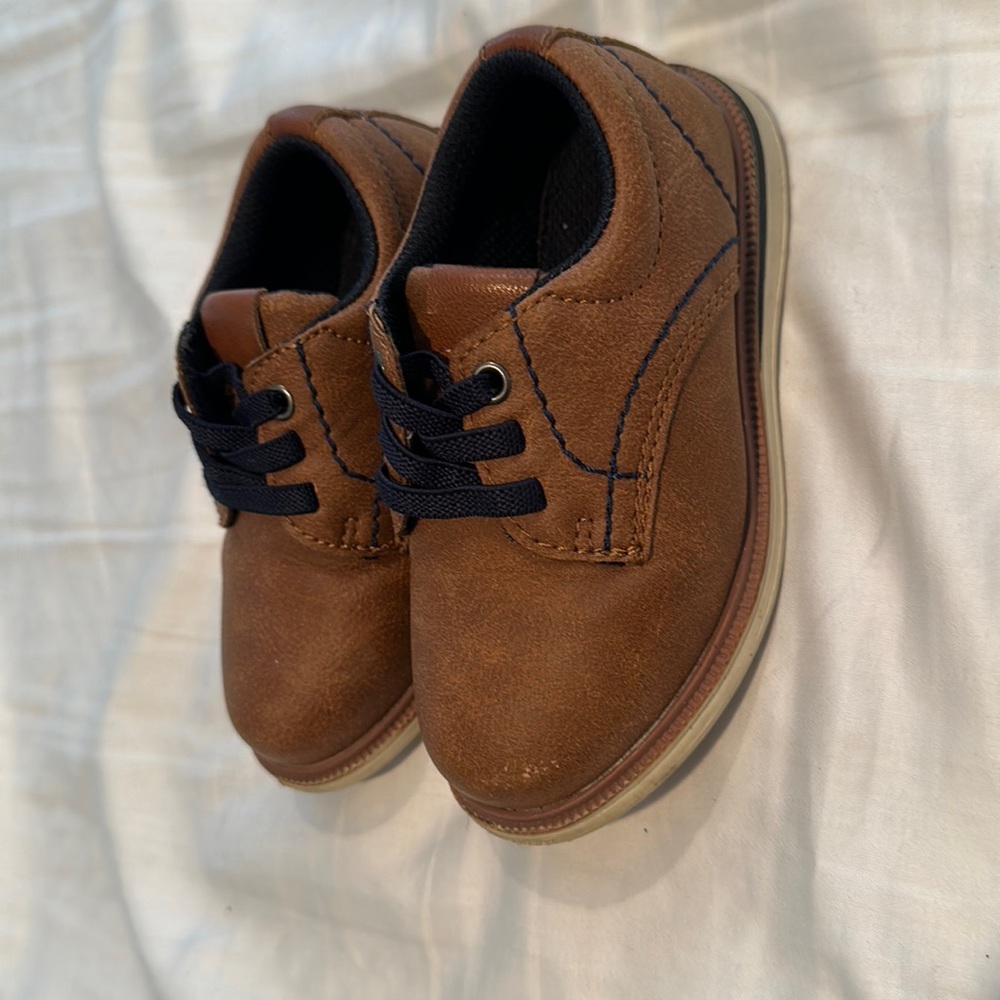 Dress shoes
